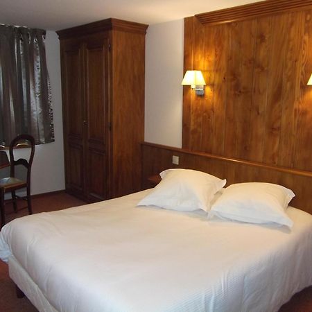 Logis Hotel De La Cloche Obernai Exterior foto
